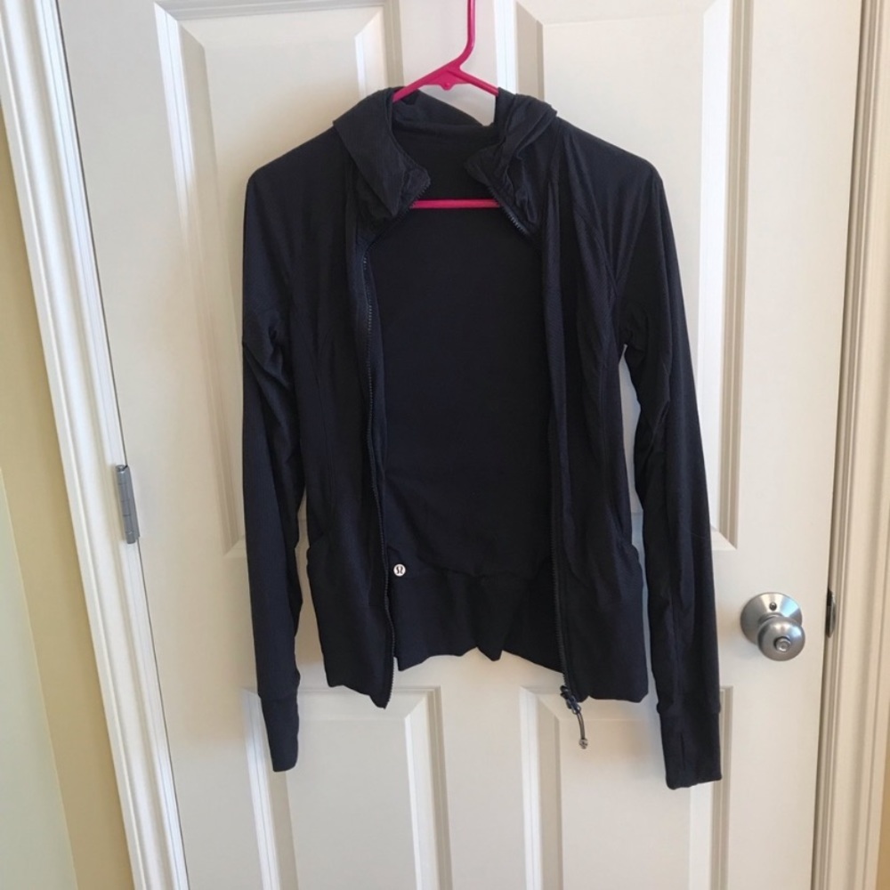 Lululemon Reversible Black Zip Up 6